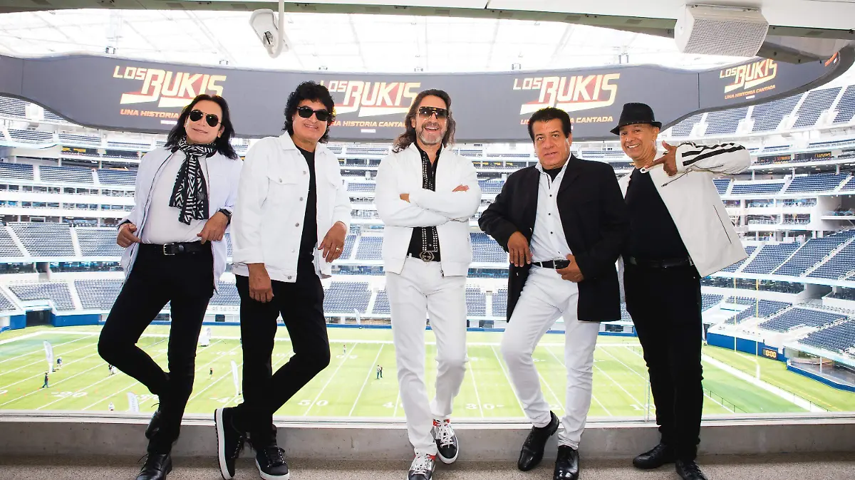 14JUN21_Bukis SoFi Stadium_C-4